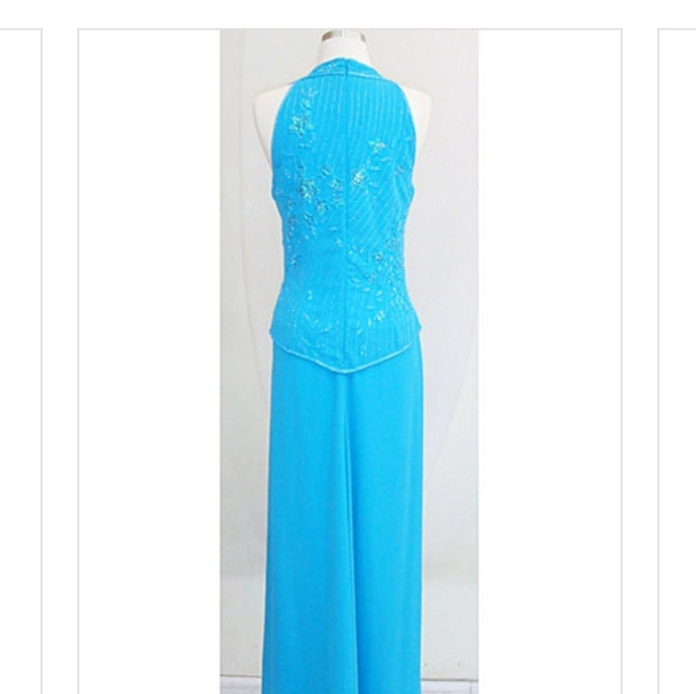 2X PLUS SIZE GOLD - HOST PICK Formal Dress - Picture 3 of 4